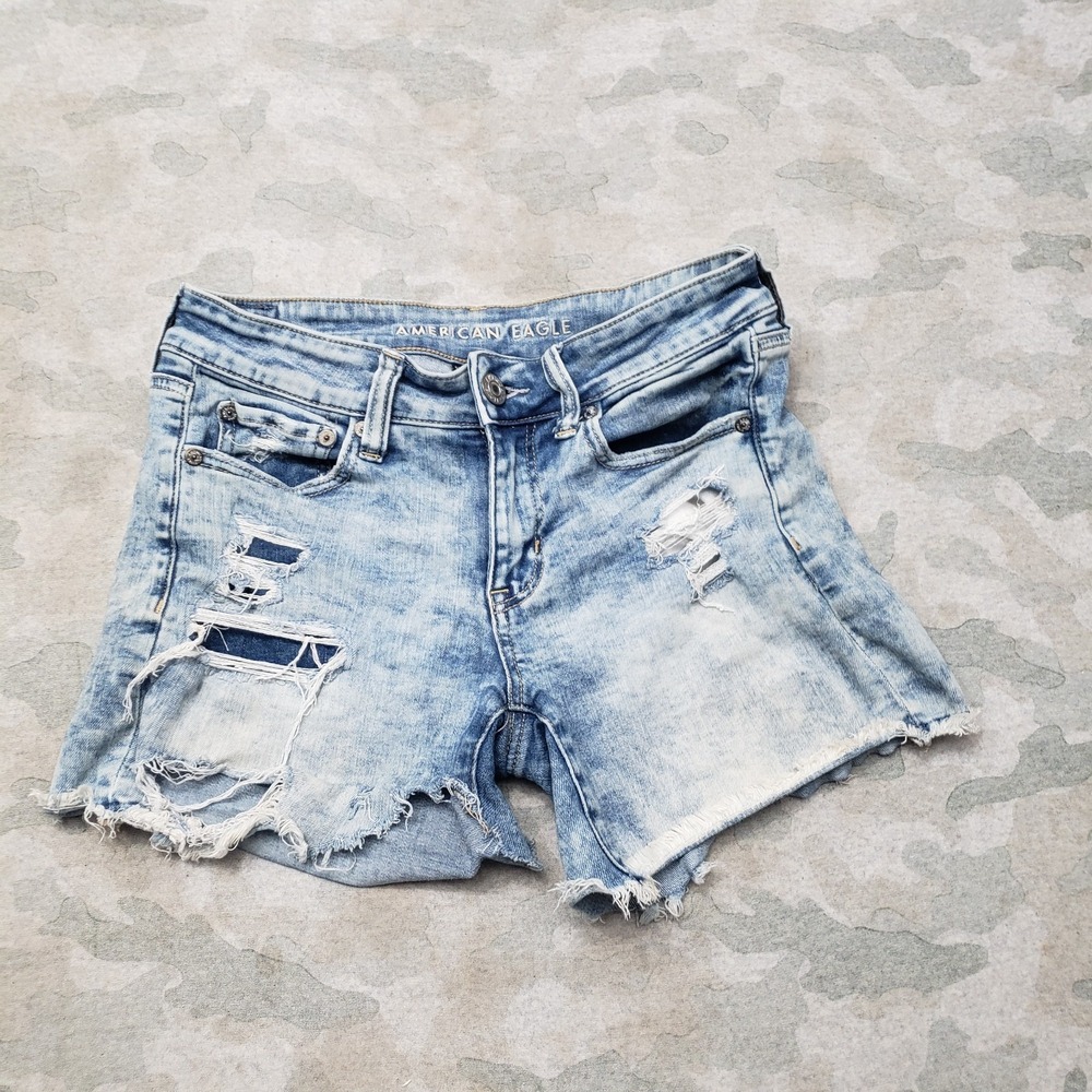American Eagle Shorts Womens 4 Blue Pockets Distressed Denim Medium Wash